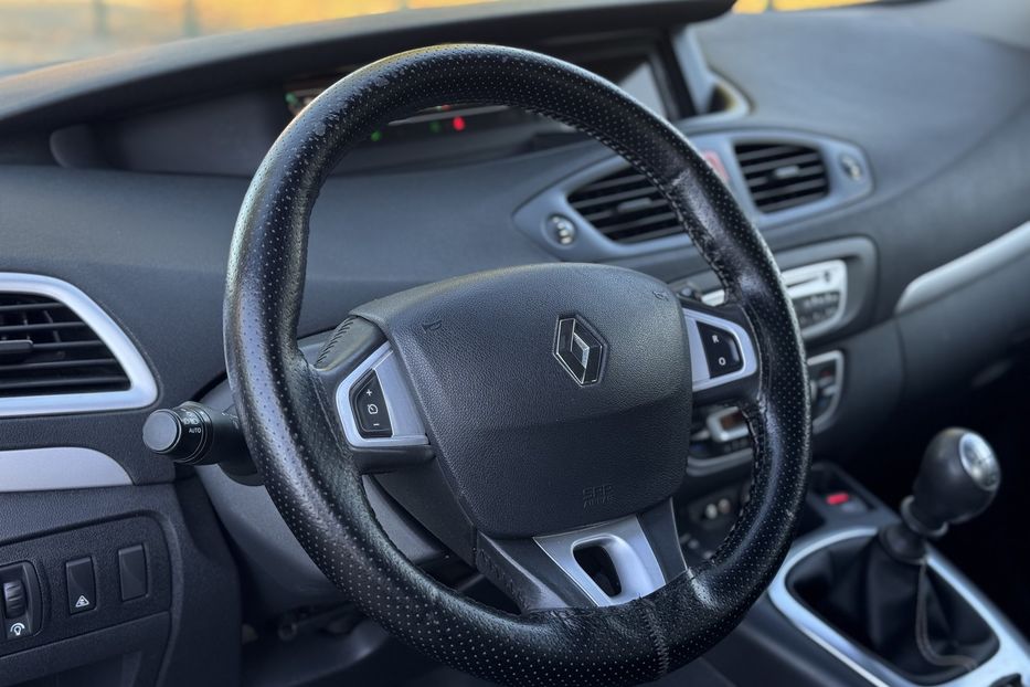Продам Renault Scenic 2011 года в г. Умань, Черкасская область