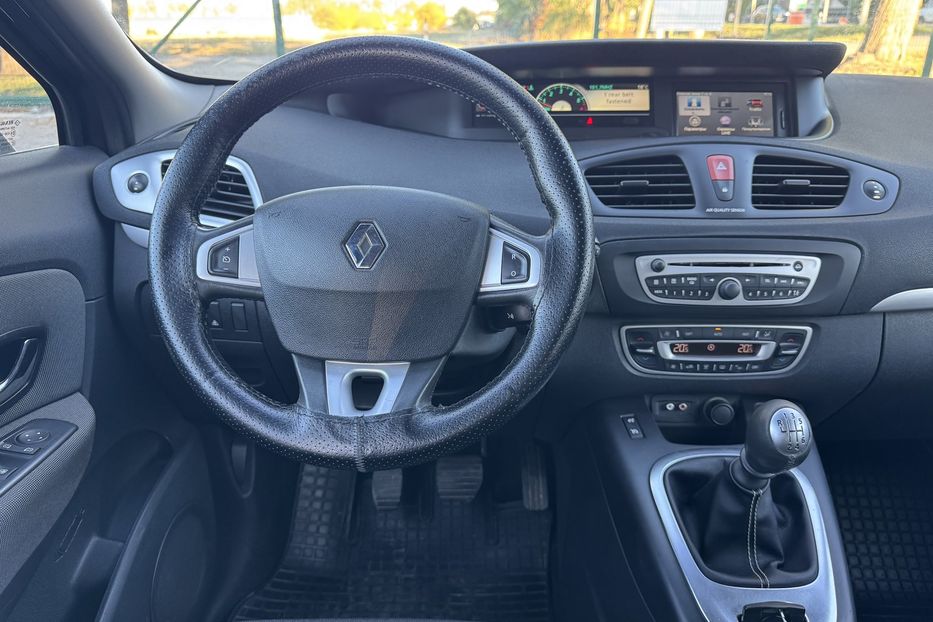 Продам Renault Scenic 2011 года в г. Умань, Черкасская область