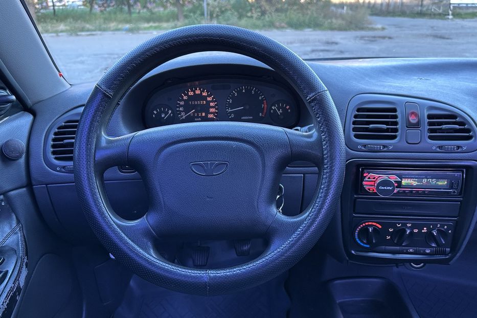 Продам Daewoo Nubira Офіційна 1999 года в Николаеве