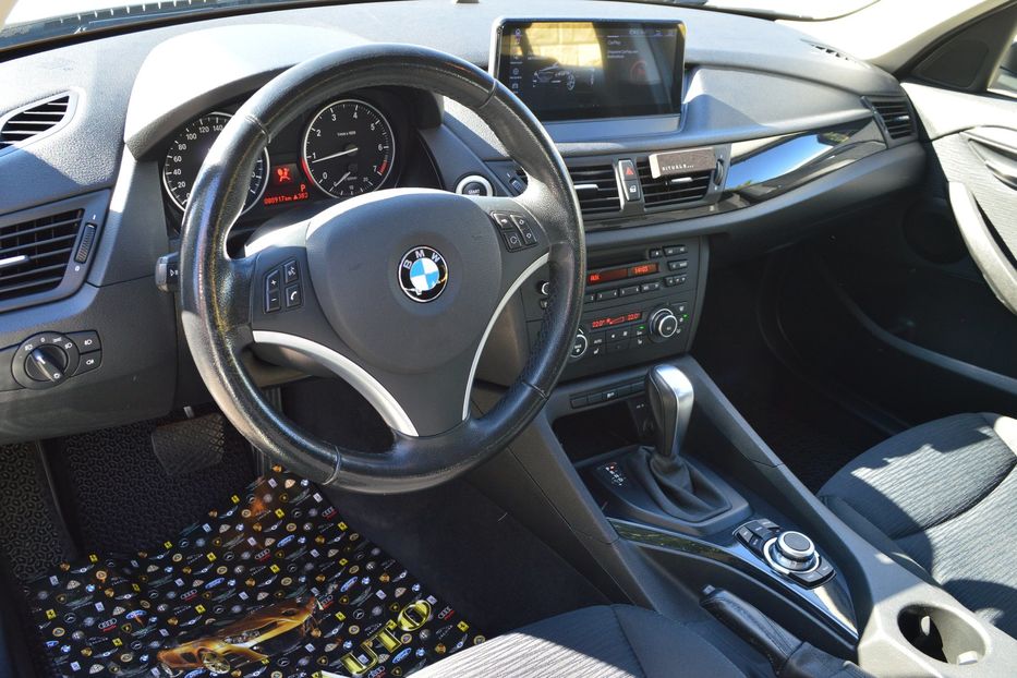 Продам BMW X1 2011 года в Одессе