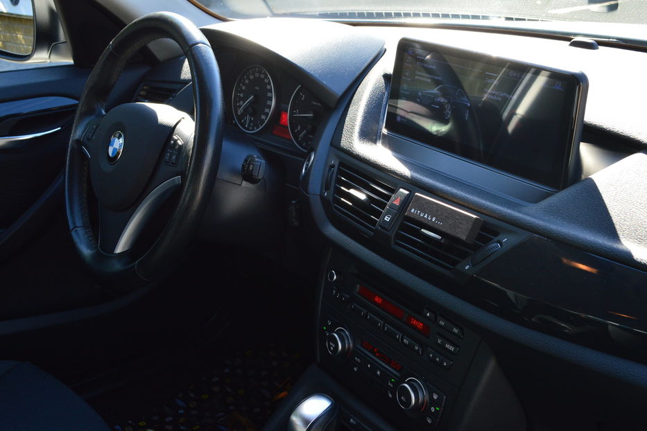 Продам BMW X1 2011 года в Одессе