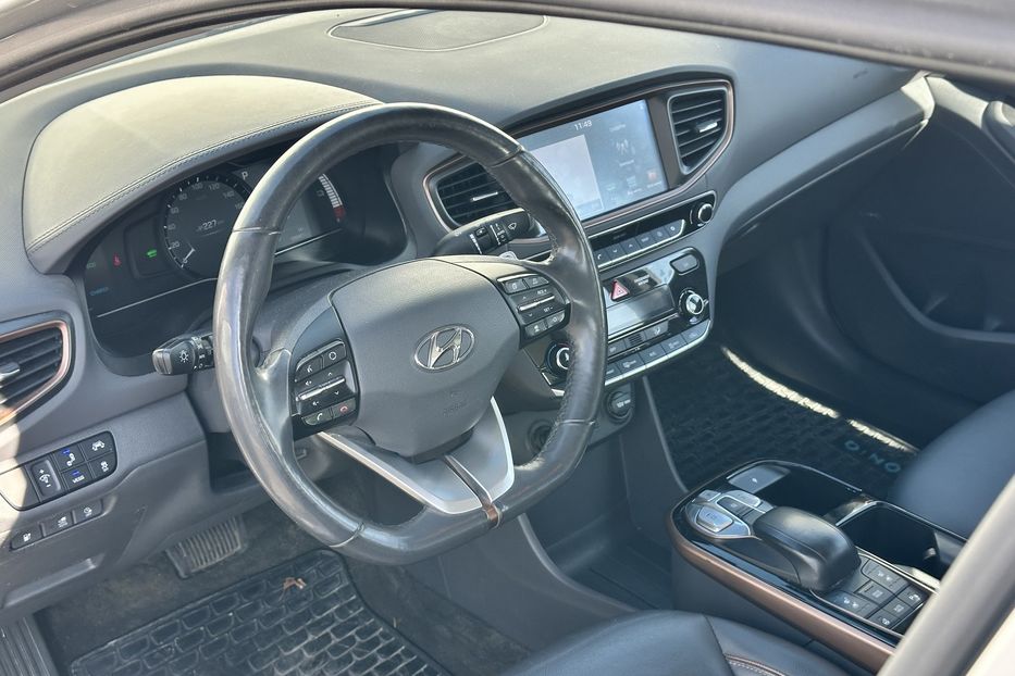 Продам Hyundai Ioniq 2017 года в Луцке