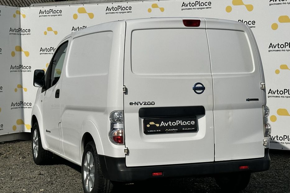 Продам Nissan NV груз. 200 2015 года в Луцке