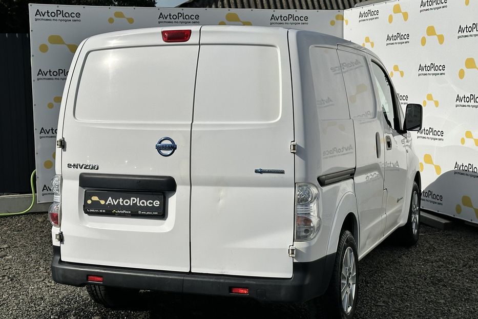 Продам Nissan NV груз. 200 2015 года в Луцке