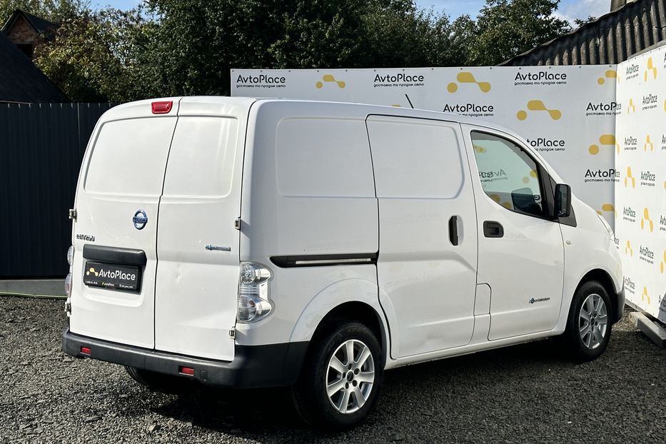 Продам Nissan NV груз. 200 2015 года в Луцке