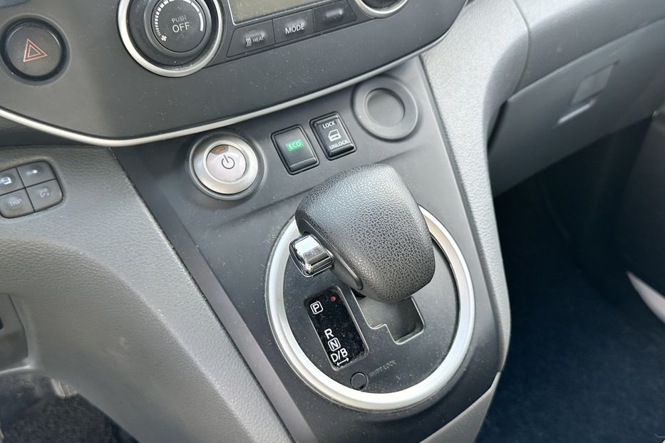 Продам Nissan NV груз. 200 2015 года в Луцке