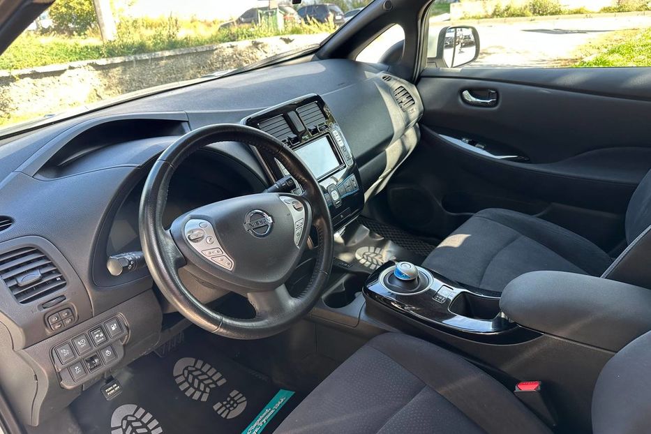 Продам Nissan Leaf 30квт 2017 года в Черновцах