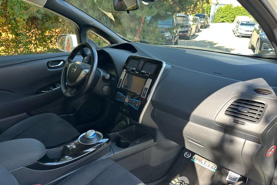 Продам Nissan Leaf 30квт 2017 года в Черновцах