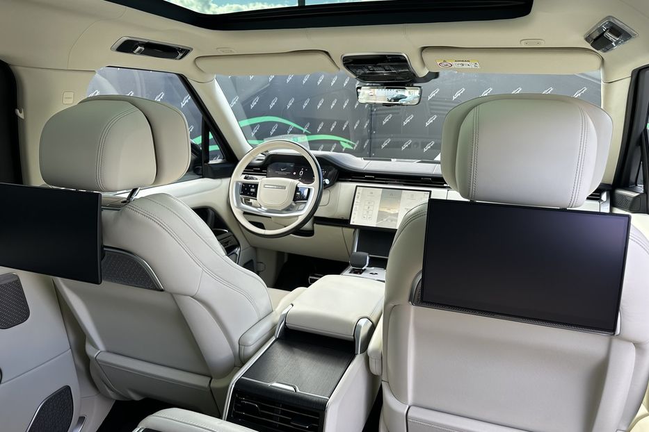 Продам Land Rover Range Rover Long Autobiography diesel 2023 года в Киеве