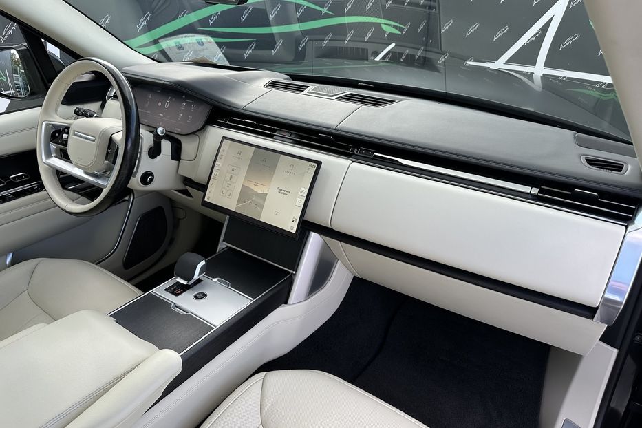 Продам Land Rover Range Rover Long Autobiography diesel 2023 года в Киеве