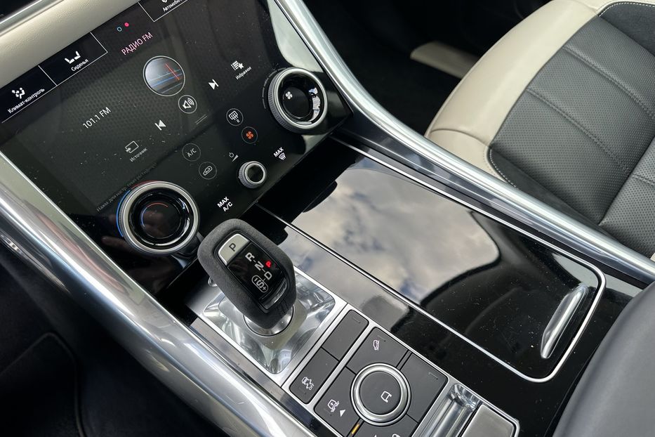 Продам Land Rover Range Rover Sport HST P400 2019 года в Киеве