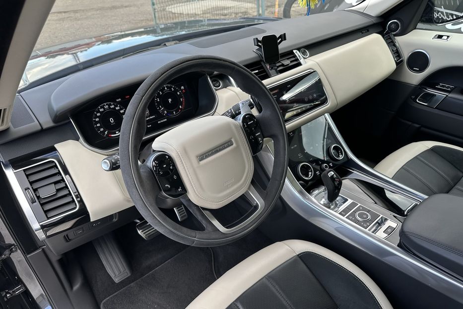 Продам Land Rover Range Rover Sport HST P400 2019 года в Киеве