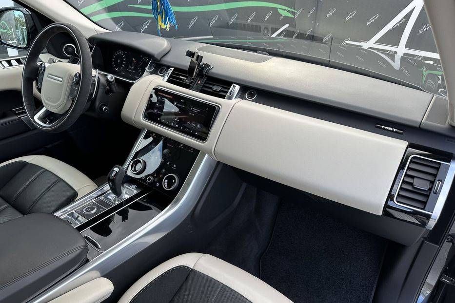 Продам Land Rover Range Rover Sport HST P400 2019 года в Киеве