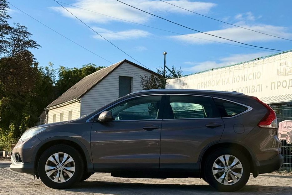 Продам Honda CR-V 2013 года в Днепре