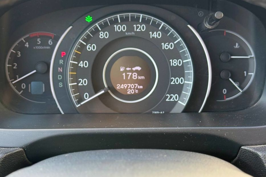 Продам Honda CR-V 2013 года в Днепре