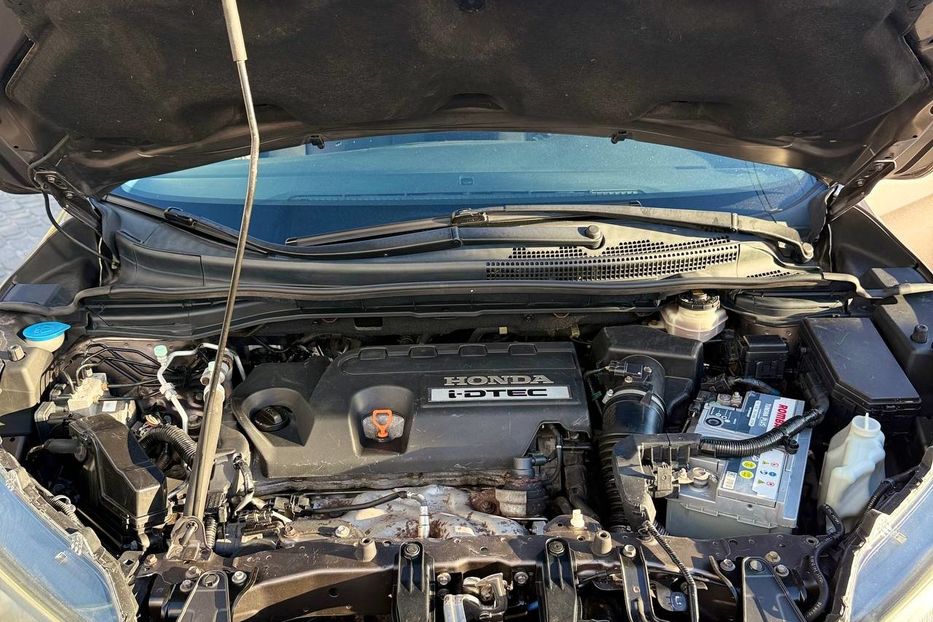 Продам Honda CR-V 2013 года в Днепре