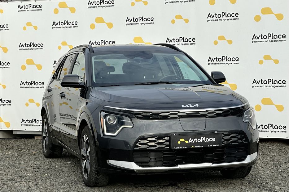 Продам Kia Niro 64 kw 2023 года в Луцке