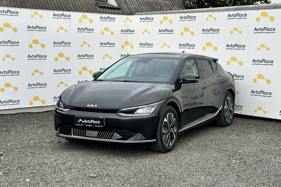 Продам Kia EV6 2022 года в Луцке