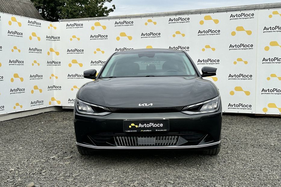 Продам Kia EV6 2022 года в Луцке