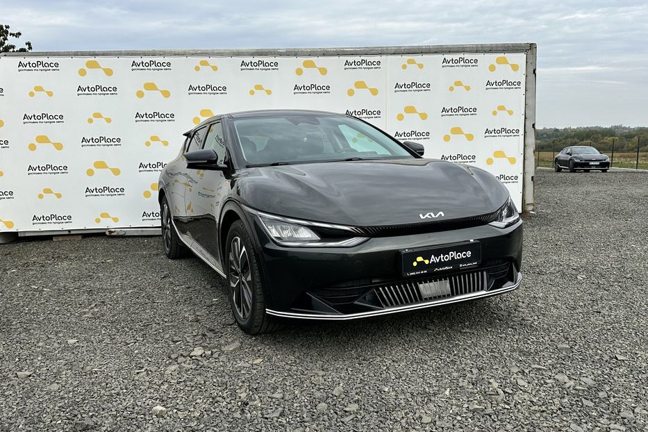 Продам Kia EV6 2022 года в Луцке
