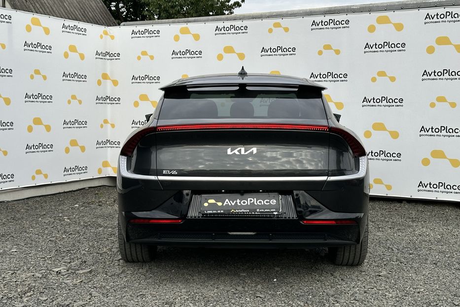 Продам Kia EV6 2022 года в Луцке