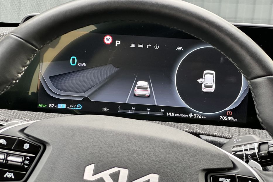Продам Kia EV6 2022 года в Луцке