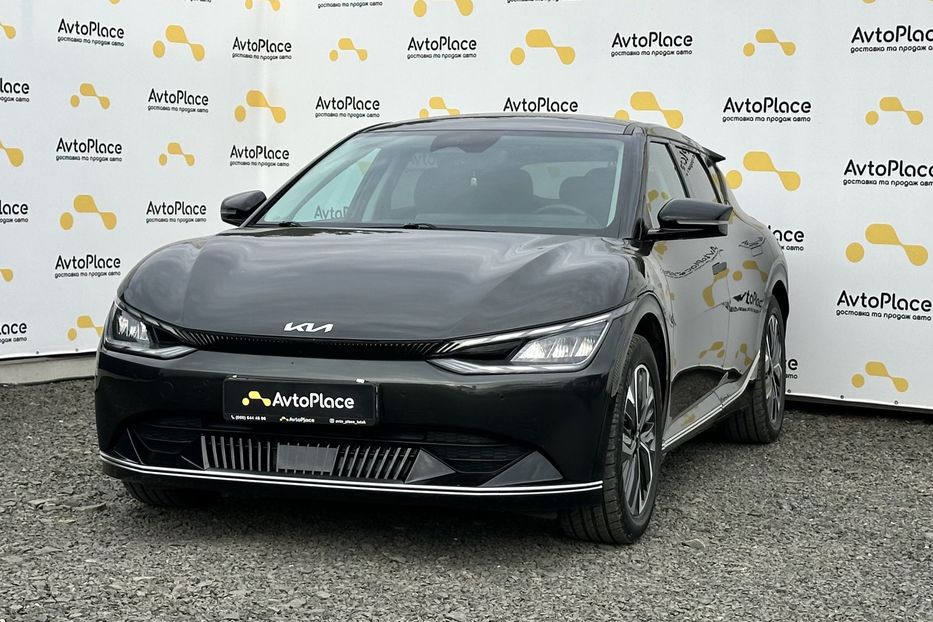 Продам Kia EV6 2022 года в Луцке