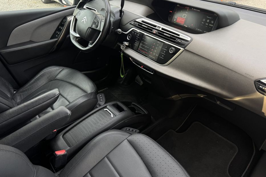 Продам Citroen Grand C4 Picasso (SpaceTourer) 2018 года в г. Умань, Черкасская область