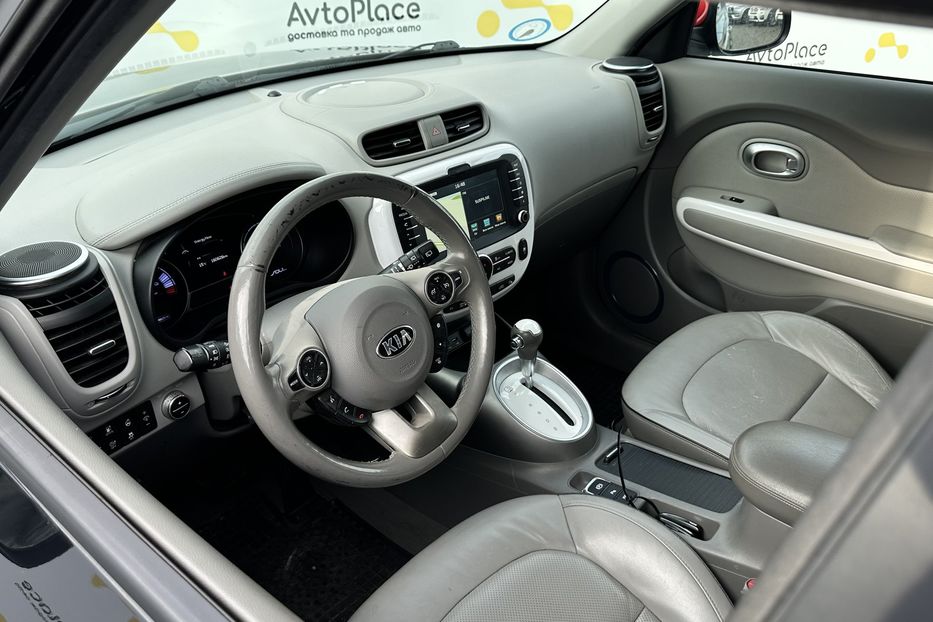 Продам Kia Soul 27 квт 2014 года в Луцке