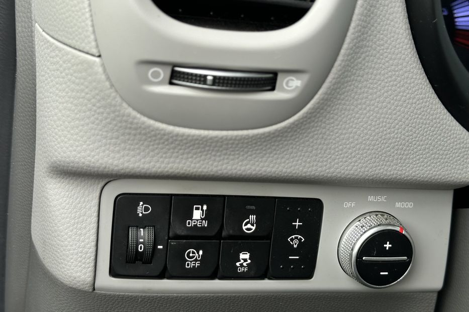 Продам Kia Soul 27 квт 2014 года в Луцке