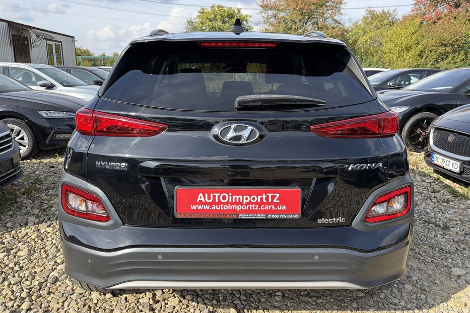 Продам Hyundai Kona 64kWhМакс.комплектація PREMIUM 2020 года в Львове