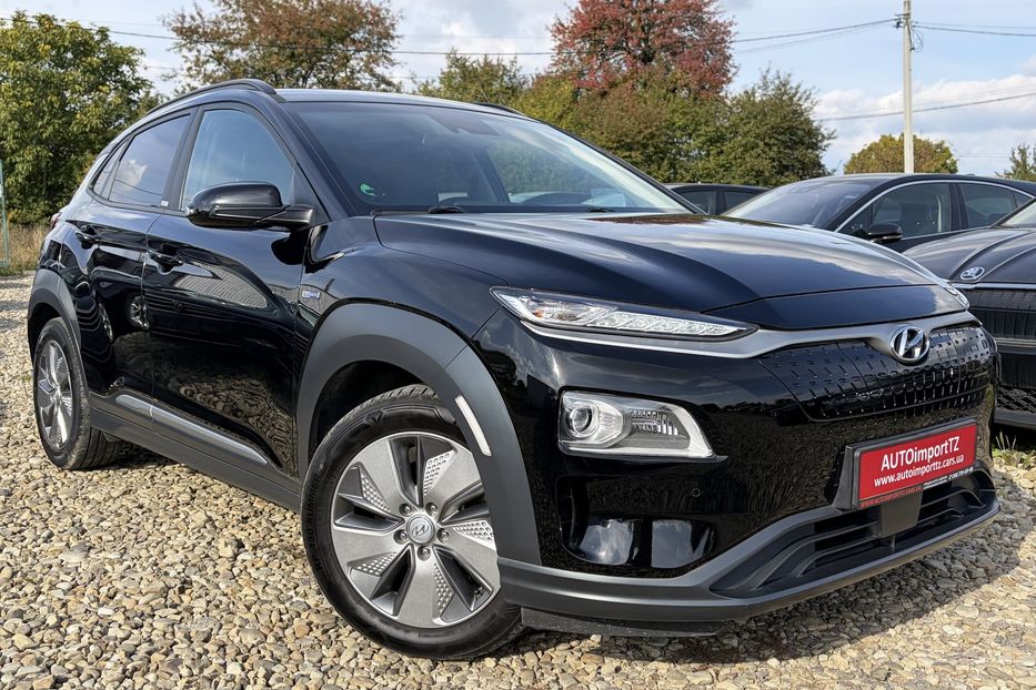 Продам Hyundai Kona 64kWhМакс.комплектація PREMIUM 2020 года в Львове