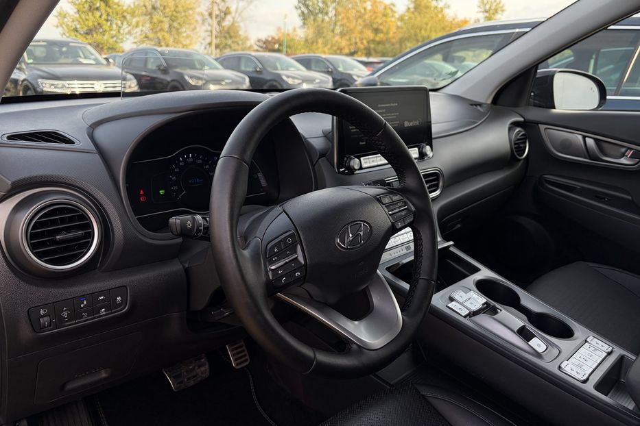 Продам Hyundai Kona 64kWhМакс.комплектація PREMIUM 2020 года в Львове