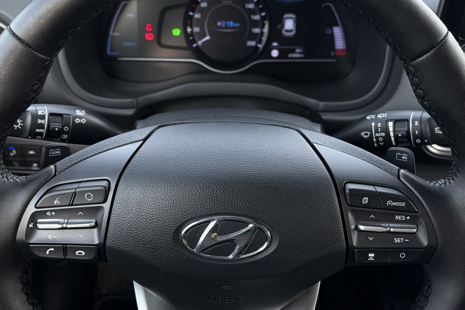 Продам Hyundai Kona 64kWhМакс.комплектація PREMIUM 2020 года в Львове
