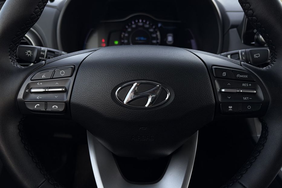 Продам Hyundai Kona 64kWhМакс.комплектація PREMIUM 2020 года в Львове