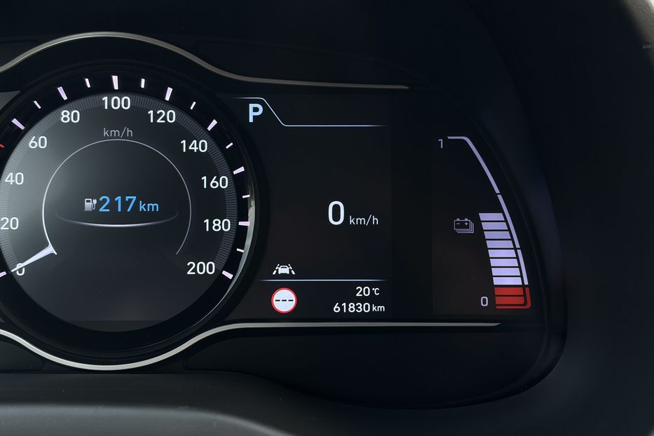 Продам Hyundai Kona 64kWhМакс.комплектація PREMIUM 2020 года в Львове