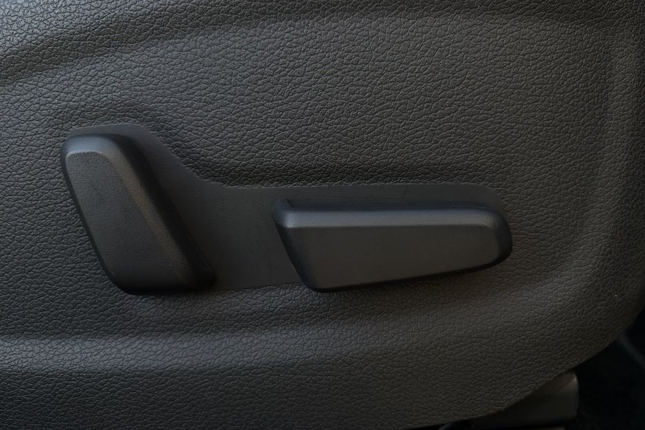 Продам Hyundai Kona 64kWhМакс.комплектація PREMIUM 2020 года в Львове