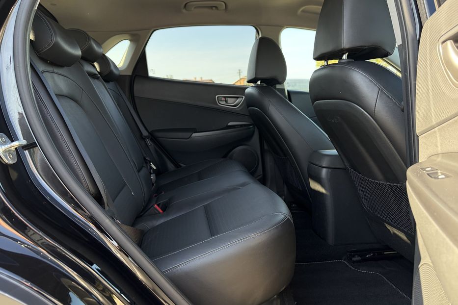 Продам Hyundai Kona 64kWhМакс.комплектація PREMIUM 2020 года в Львове