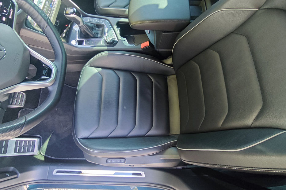 Продам Volkswagen Tiguan R-Line 2021 года в Киеве