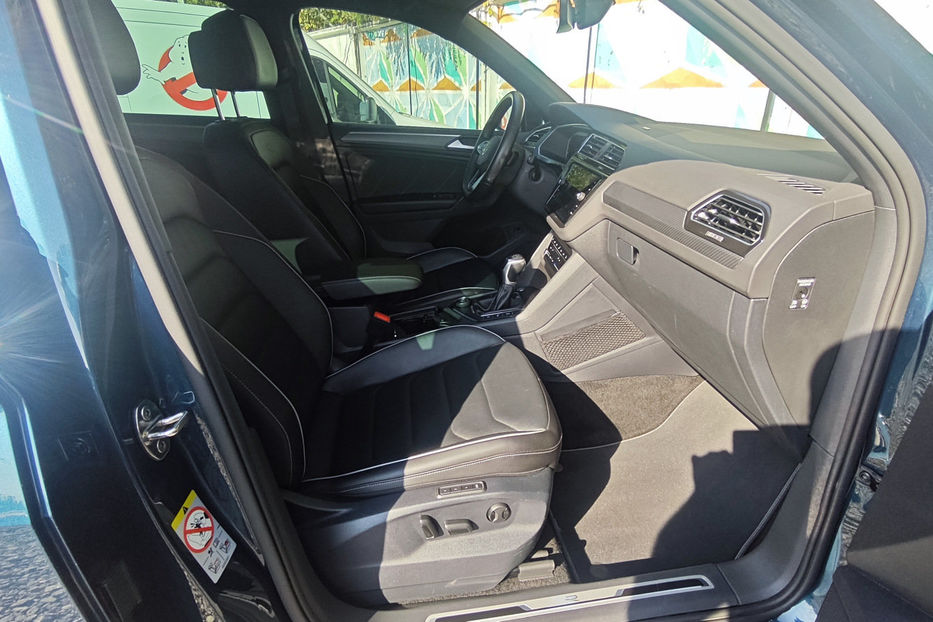 Продам Volkswagen Tiguan R-Line 2021 года в Киеве