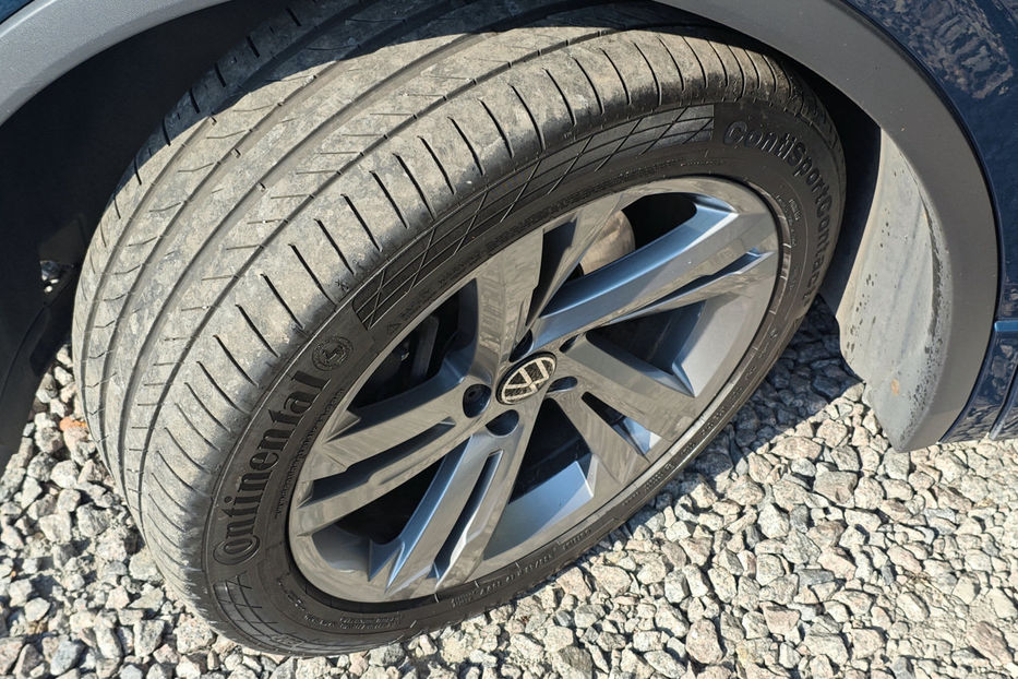 Продам Volkswagen Tiguan R-Line 2021 года в Киеве