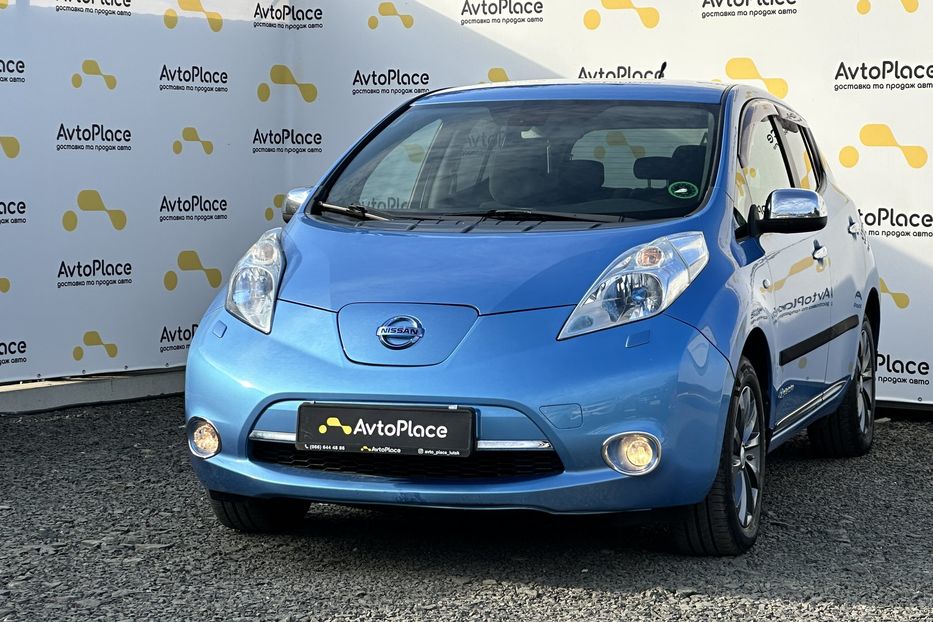 Продам Nissan Leaf 24 kw  2013 года в Луцке