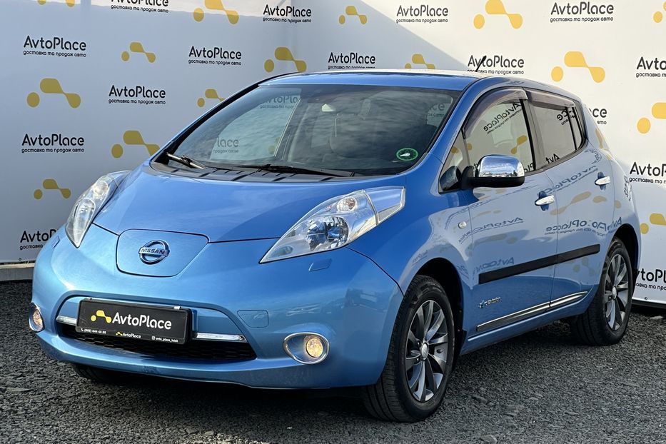 Продам Nissan Leaf 24 kw  2013 года в Луцке