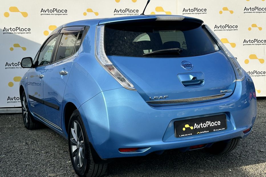 Продам Nissan Leaf 24 kw  2013 года в Луцке