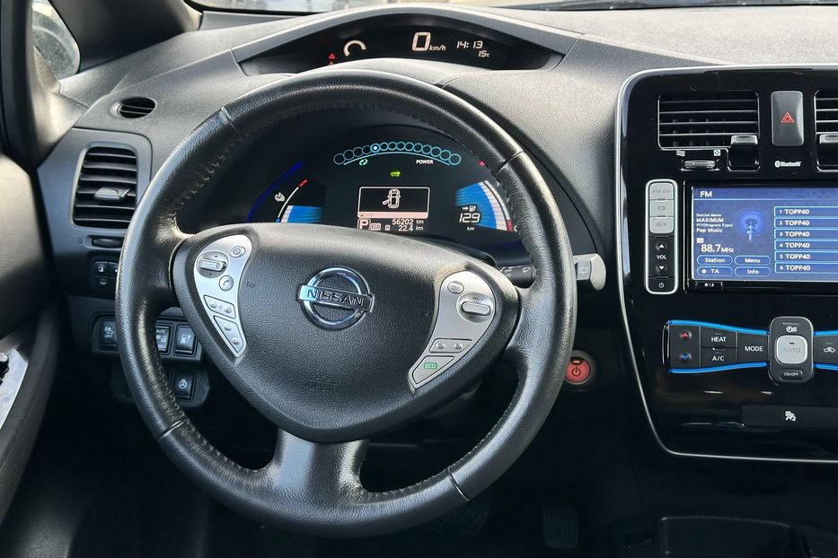 Продам Nissan Leaf 24 kw  2013 года в Луцке