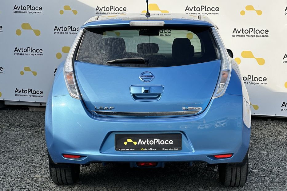 Продам Nissan Leaf 24 kw  2013 года в Луцке