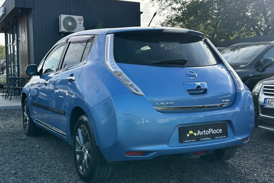 Продам Nissan Leaf 24 kw  2013 года в Луцке