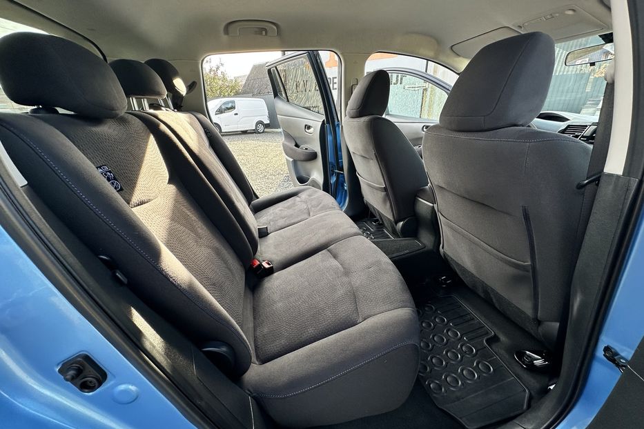 Продам Nissan Leaf 24 kw  2013 года в Луцке