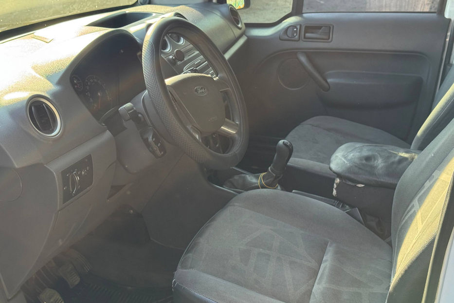 Продам Ford Transit Connect груз. 1.8TD MT (90 к.с.) LWB 2011 года в Киеве