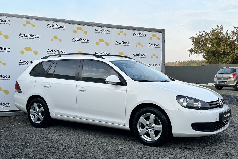 Продам Volkswagen Golf  VI 2011 года в Луцке
